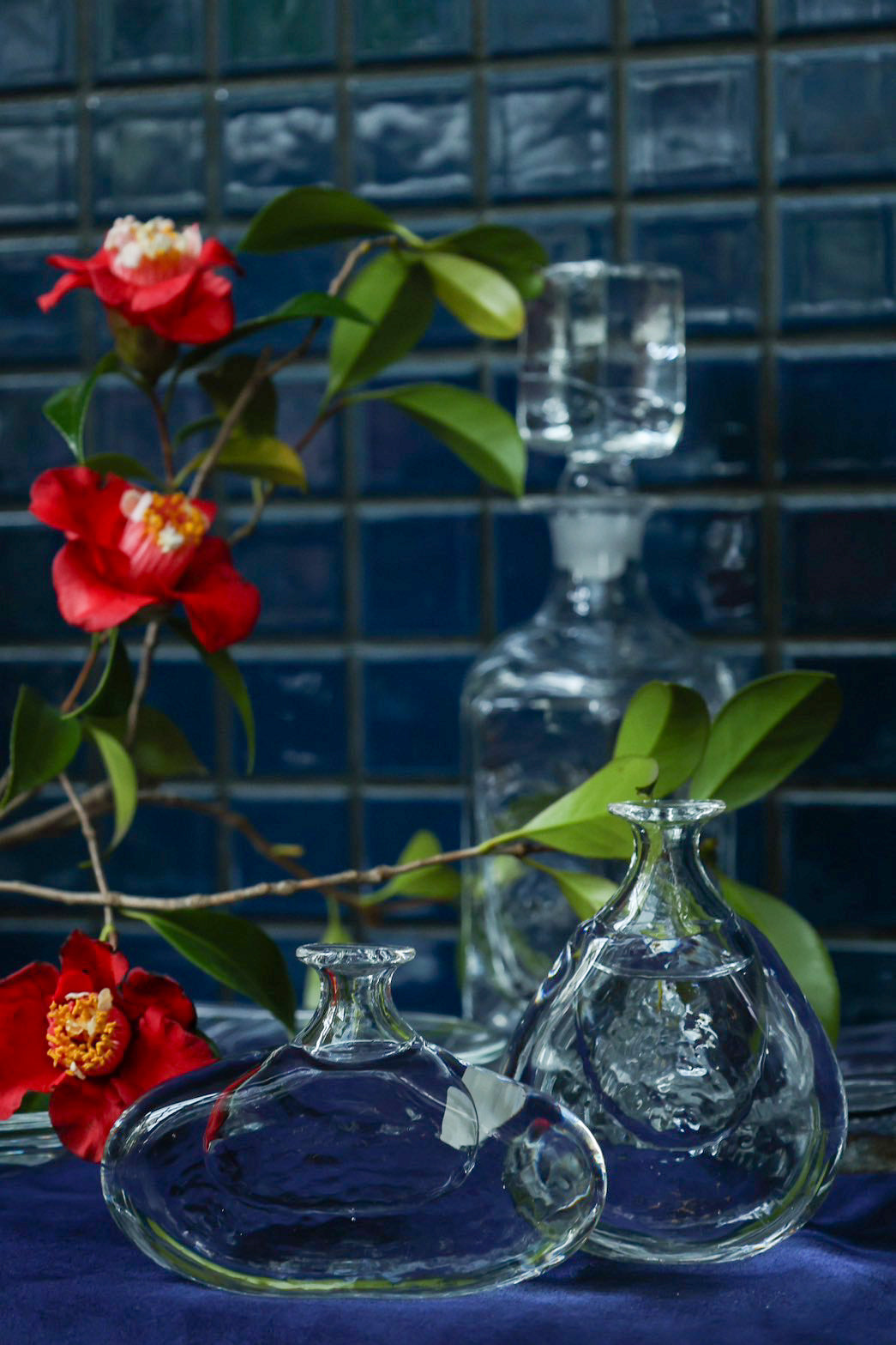 新品 西山芳浩 ガラス 硝子 四角小ビン 花器 一輪挿し 花瓶 瓶