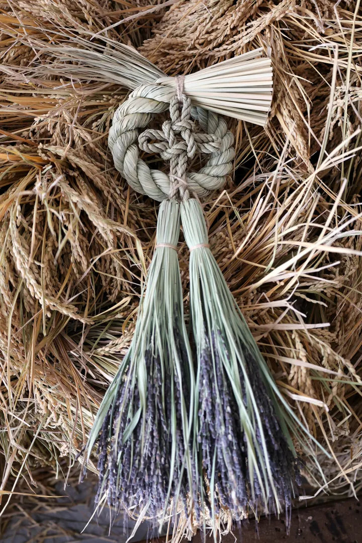 上甲清：しめ縄飾り[黒] – THE LITTLE SHOP OF FLOWERS