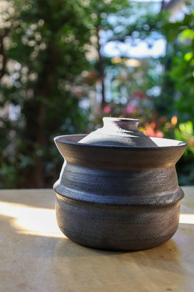 Akihiro Nikaido : D2-H earthenware pot