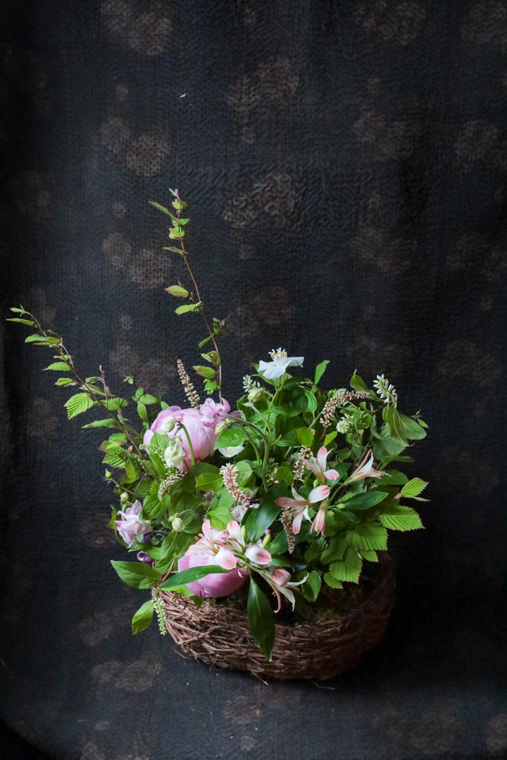 seasonal 和花籠 – THE LITTLE SHOP OF FLOWERS