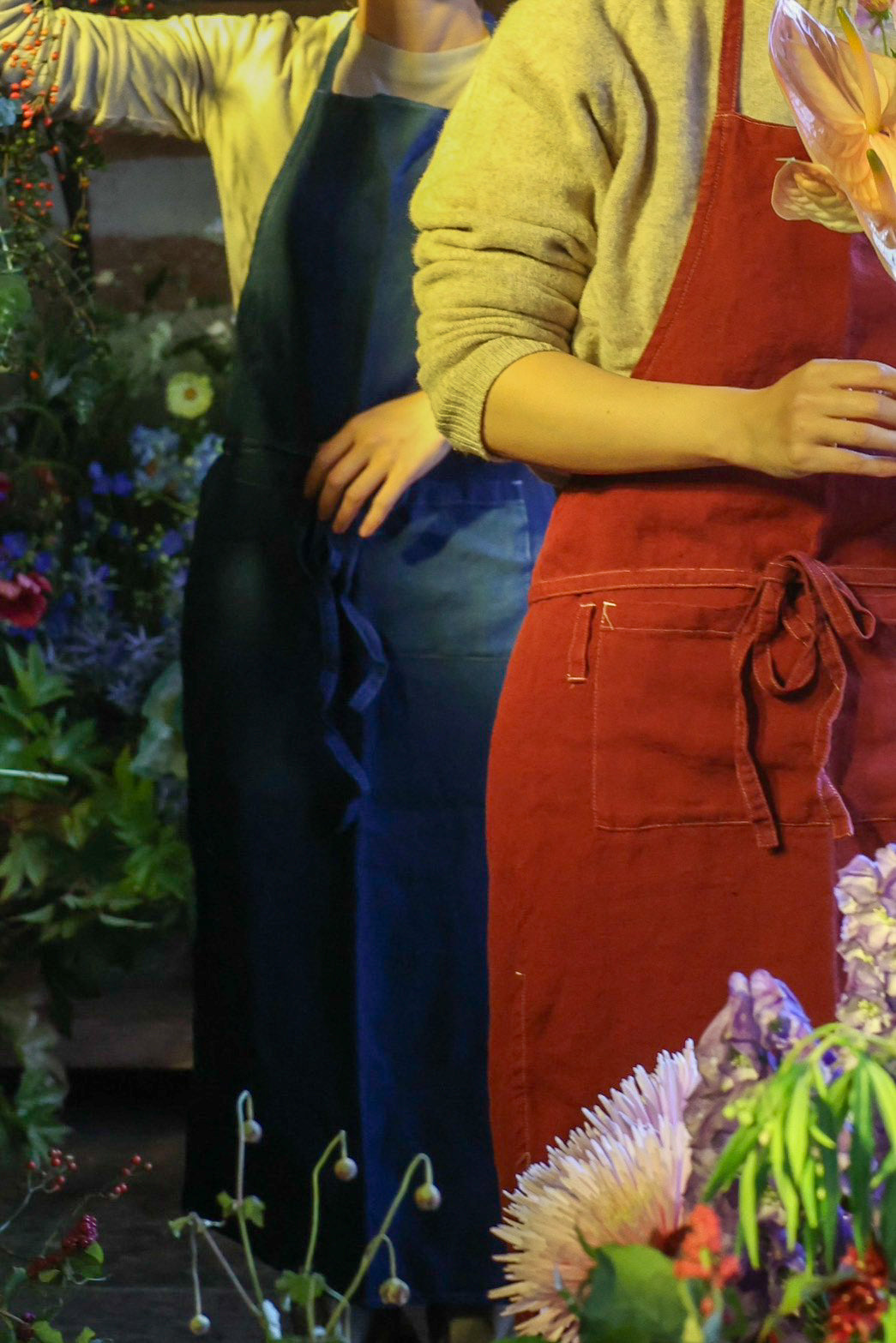 Botanical Hemp Apron – THE LITTLE SHOP OF FLOWERS