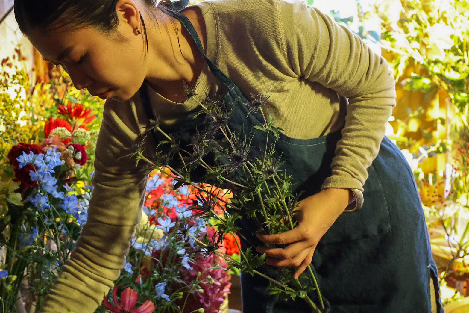 Botanical Hemp Apron – THE LITTLE SHOP OF FLOWERS