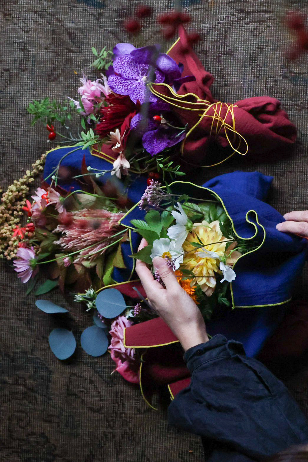 セット限定] botanical dyed cloth bouquet – THE LITTLE SHOP OF FLOWERS