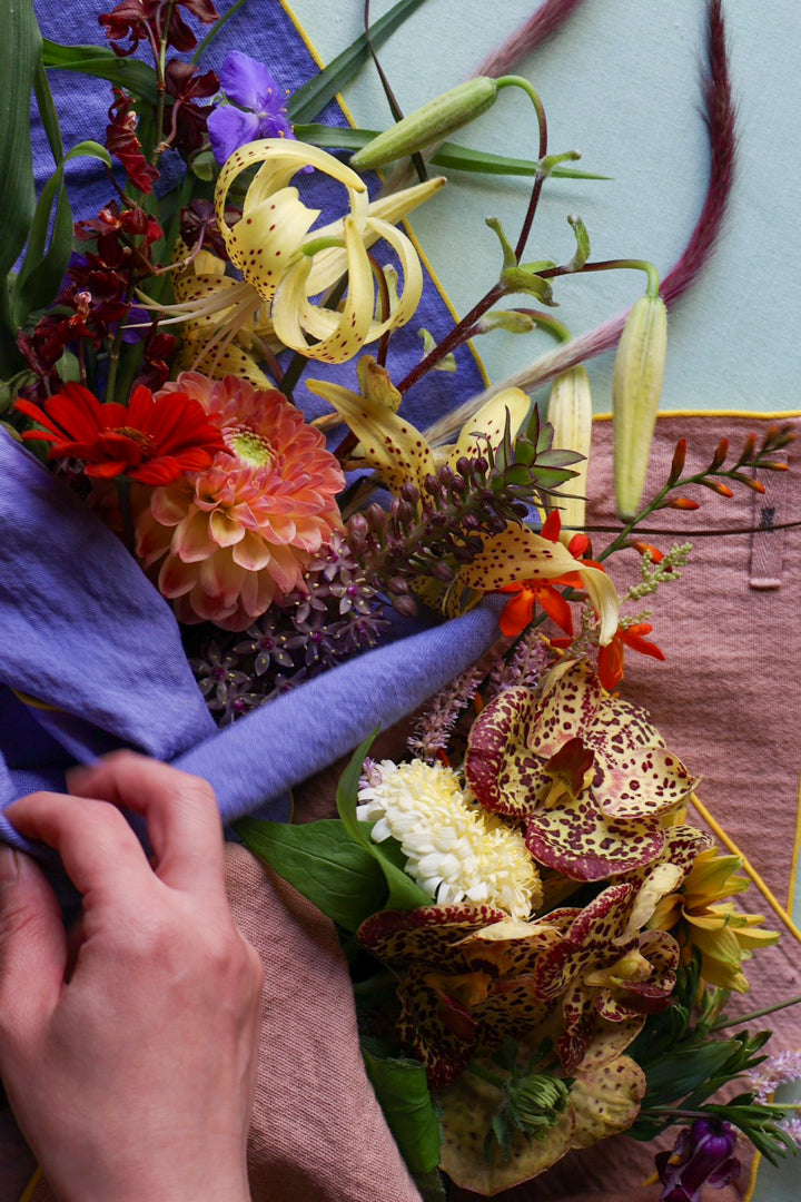 セット限定] botanical dyed cloth bouquet – THE LITTLE SHOP OF FLOWERS