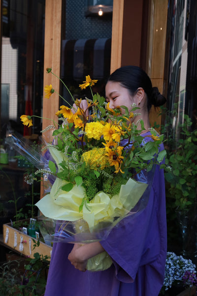 caption:standard / Yellow